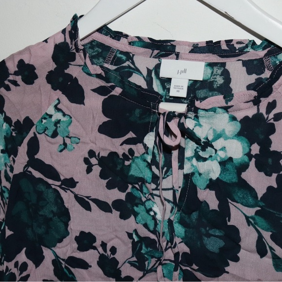 J.jill | floral keyhole tie front top - Picture 3 of 4